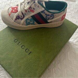 Gucci Kids Beige and Red Canvas Sneakers